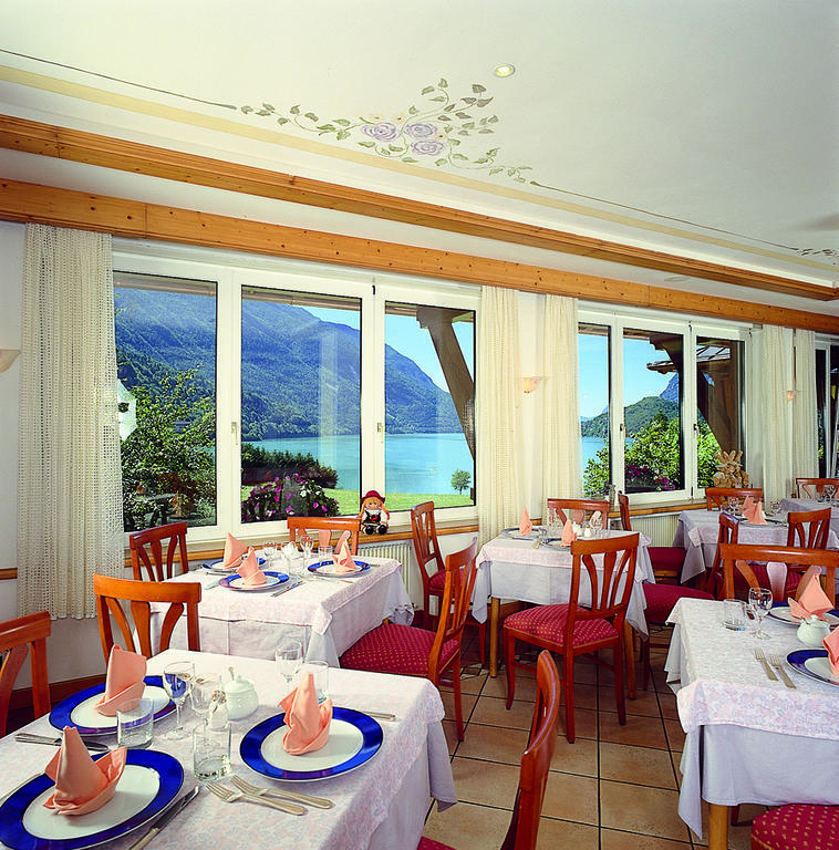 Hotel Des Alpes Молвена Екстериор снимка