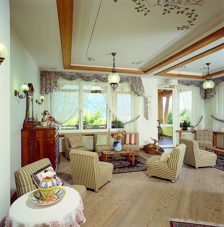 Hotel Des Alpes Молвена Екстериор снимка